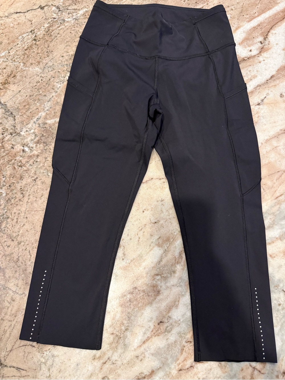 Lululemon Black Reflective Running Crop Leggings XS Side Pockets